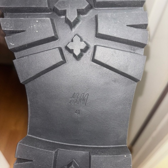 H&M Black Platform Ankle Boots - Picture 5 of 5